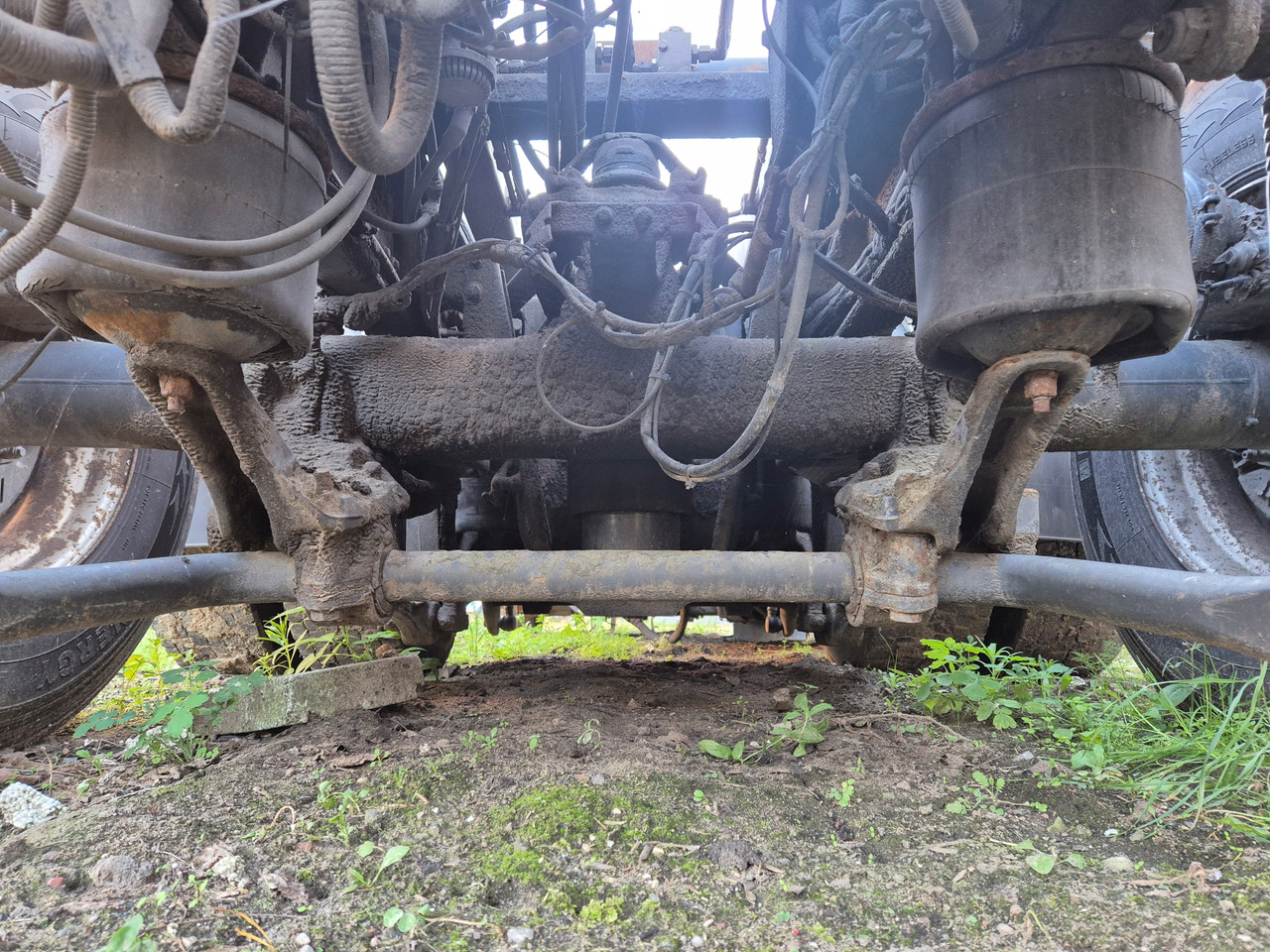 VOLVO BELKA OŚ TYŁ WLECZONA PODNOSZONA KOMPLETNA VOLVO FH FM FMX RENAULT - Суспензија: слика 4 VOLVO BELKA OŚ TYŁ WLECZONA PODNOSZONA KOMPLETNA VOLVO FH FM FMX RENAULT - Суспензија: слика 4