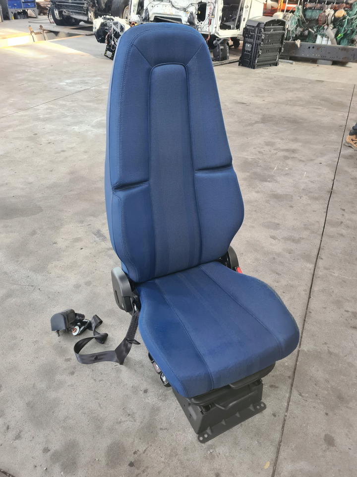 VOLVO FOTEL PASAŻERA PNEUMATYCZNY PRAWY VOLVO FH 5 FM 5 - Седиште за Камион: слика 1 VOLVO FOTEL PASAŻERA PNEUMATYCZNY PRAWY VOLVO FH 5 FM 5 - Седиште за Камион: слика 1