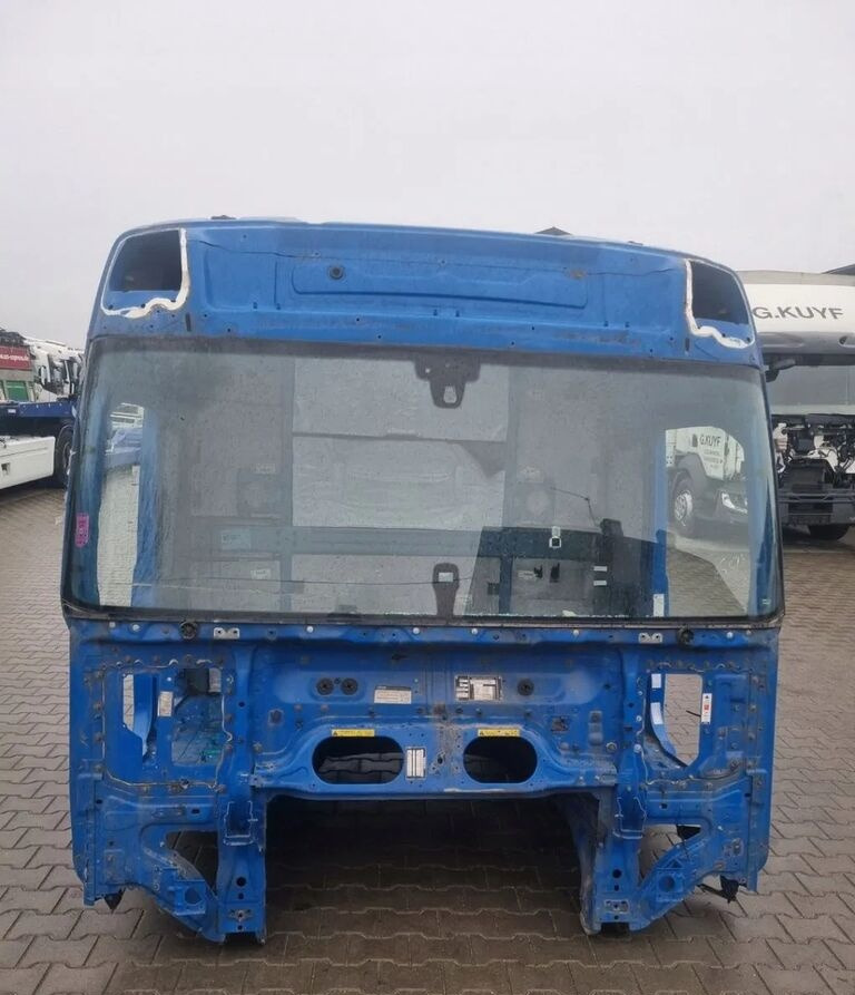 VOLVO GOŁY SZKIELET POSZYCIE BLACHA Volvo FH 4 GLOBETROTTER - Кабина за Камион: слика 1 VOLVO GOŁY SZKIELET POSZYCIE BLACHA Volvo FH 4 GLOBETROTTER - Кабина за Камион: слика 1