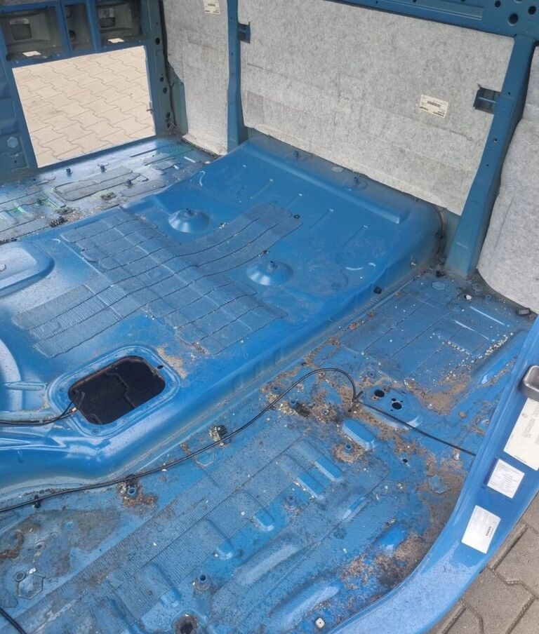 VOLVO GOŁY SZKIELET POSZYCIE BLACHA Volvo FH 4 GLOBETROTTER - Кабина за Камион: слика 2 VOLVO GOŁY SZKIELET POSZYCIE BLACHA Volvo FH 4 GLOBETROTTER - Кабина за Камион: слика 2