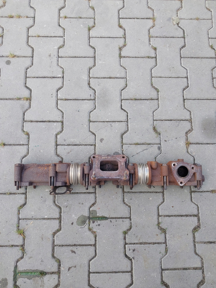 VOLVO KOLEKTOR WYDECHOWY VOLVO FL RENAULT GAMA D D8K - Издувен колектор за Камион: слика 1 VOLVO KOLEKTOR WYDECHOWY VOLVO FL RENAULT GAMA D D8K - Издувен колектор за Камион: слика 1