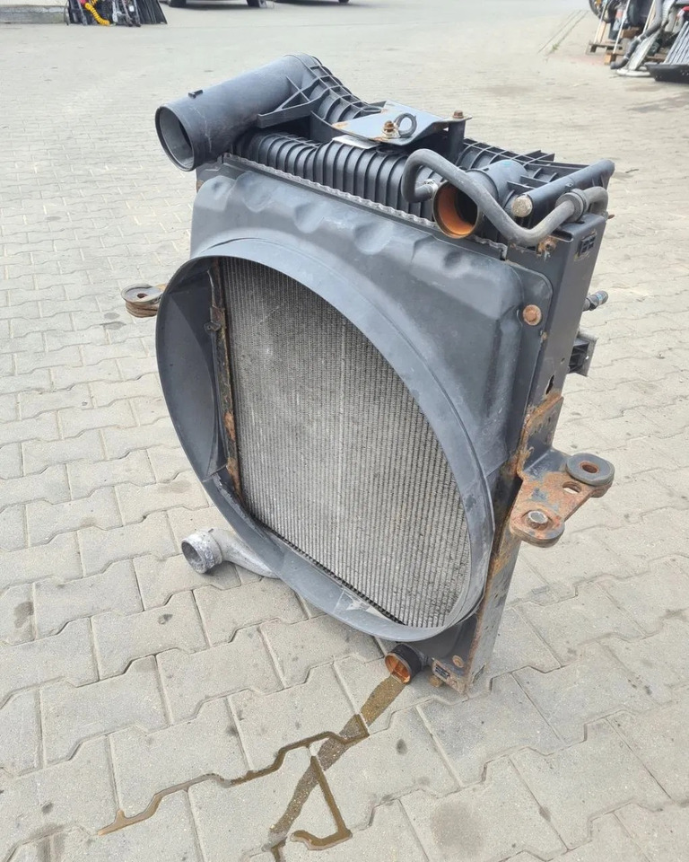 VOLVO KOMPLET CHŁODNIC VOLVO FL D7 RENAULT MIDLUM DXI 7 - Радијатор за Камион: слика 1 VOLVO KOMPLET CHŁODNIC VOLVO FL D7 RENAULT MIDLUM DXI 7 - Радијатор за Камион: слика 1