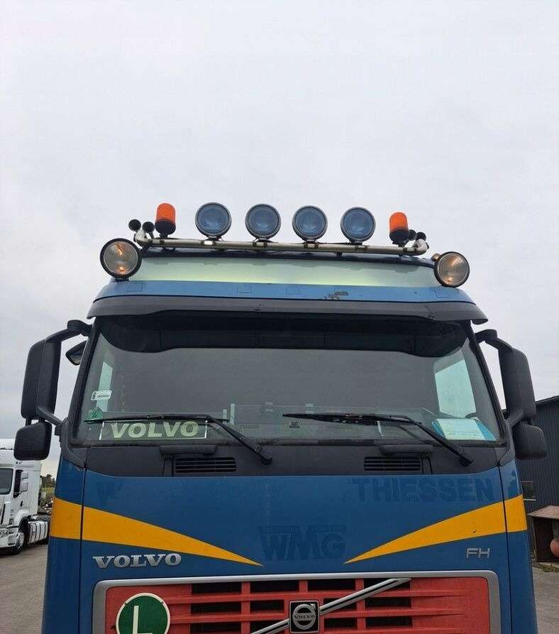 VOLVO KOMPLETNA VOLVO FH 12 13 GLOBETROTTER - Кабина за Камион: слика 3 VOLVO KOMPLETNA VOLVO FH 12 13 GLOBETROTTER - Кабина за Камион: слика 3