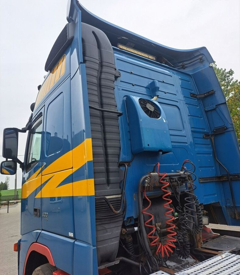 VOLVO KOMPLETNA VOLVO FH 12 13 GLOBETROTTER - Кабина за Камион: слика 4 VOLVO KOMPLETNA VOLVO FH 12 13 GLOBETROTTER - Кабина за Камион: слика 4