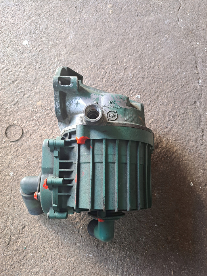 VOLVO OBUDOWA SEPARATOR OLEJU ODMY WIRÓWKA VOLVO FM 9 - Филтер за масло за Камион: слика 2 VOLVO OBUDOWA SEPARATOR OLEJU ODMY WIRÓWKA VOLVO FM 9 - Филтер за масло за Камион: слика 2