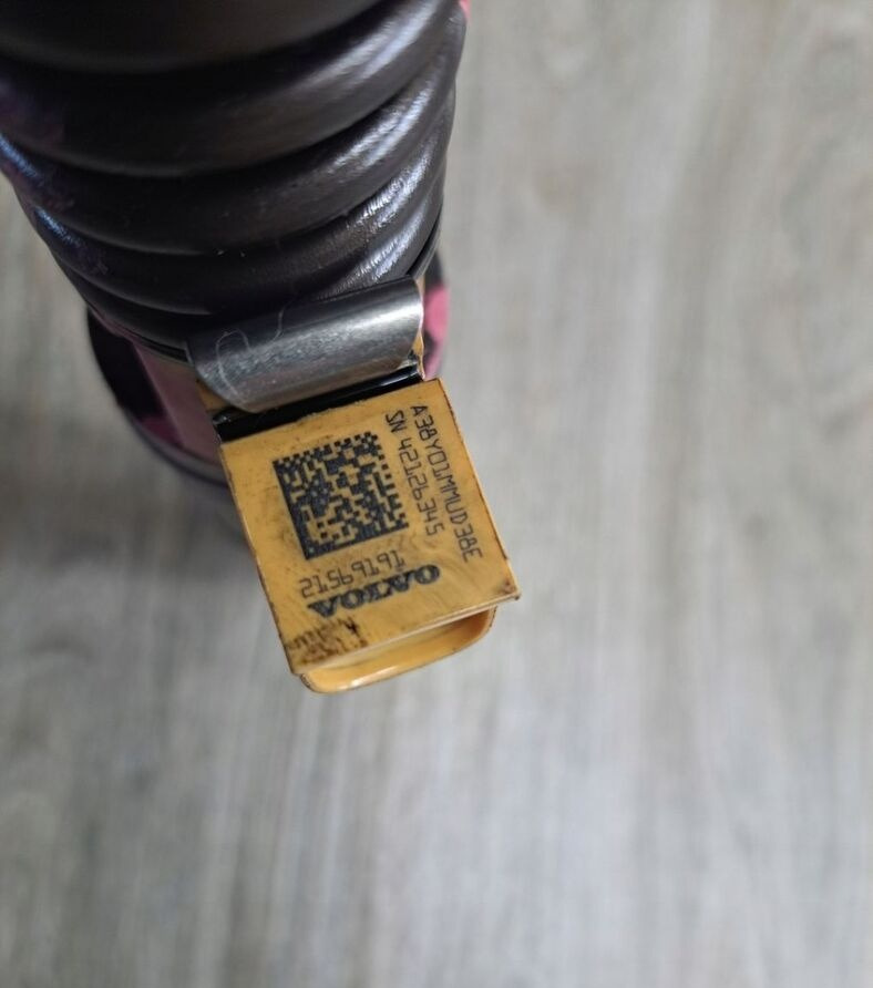 VOLVO POMPOWTRYSKIWACZ RENAULT PREMIUM DXI 430 460 21569191 - Инјектор за Камион: слика 2 VOLVO POMPOWTRYSKIWACZ RENAULT PREMIUM DXI 430 460 21569191 - Инјектор за Камион: слика 2