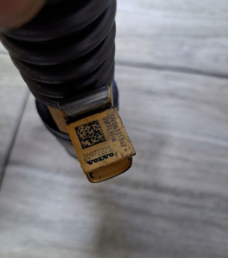 VOLVO POMPOWTRYSKIWACZE WTRYSKI RENAULT MAGNUM DXI 13 VOLVO FH 13 FM 13 20972223 - Инјектор за Камион: слика 2 VOLVO POMPOWTRYSKIWACZE WTRYSKI RENAULT MAGNUM DXI 13 VOLVO FH 13 FM 13 20972223 - Инјектор за Камион: слика 2