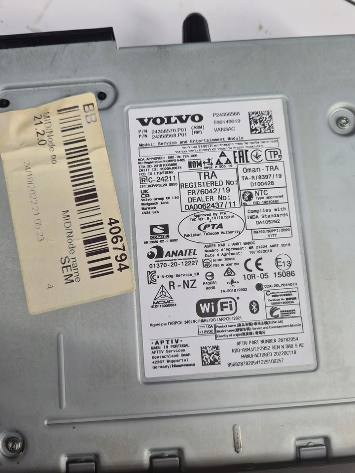 VOLVO RADIO MODUŁ SEM RADIA WIFI BLUETOOTH VOLVO FH 4 FM 4 FH 5 FM 5 FMX - Кабина и ентериер за Камион: слика 5 VOLVO RADIO MODUŁ SEM RADIA WIFI BLUETOOTH VOLVO FH 4 FM 4 FH 5 FM 5 FMX - Кабина и ентериер за Камион: слика 5