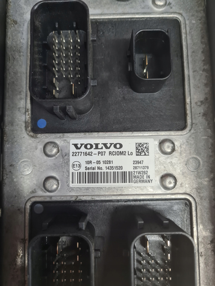 VOLVO STEROWNIK KASETA RCIOM2 VOLVO FH 4 FM 4 FH 5 FM 5 22771642 - Електричен систем за Камион: слика 3 VOLVO STEROWNIK KASETA RCIOM2 VOLVO FH 4 FM 4 FH 5 FM 5 22771642 - Електричен систем за Камион: слика 3
