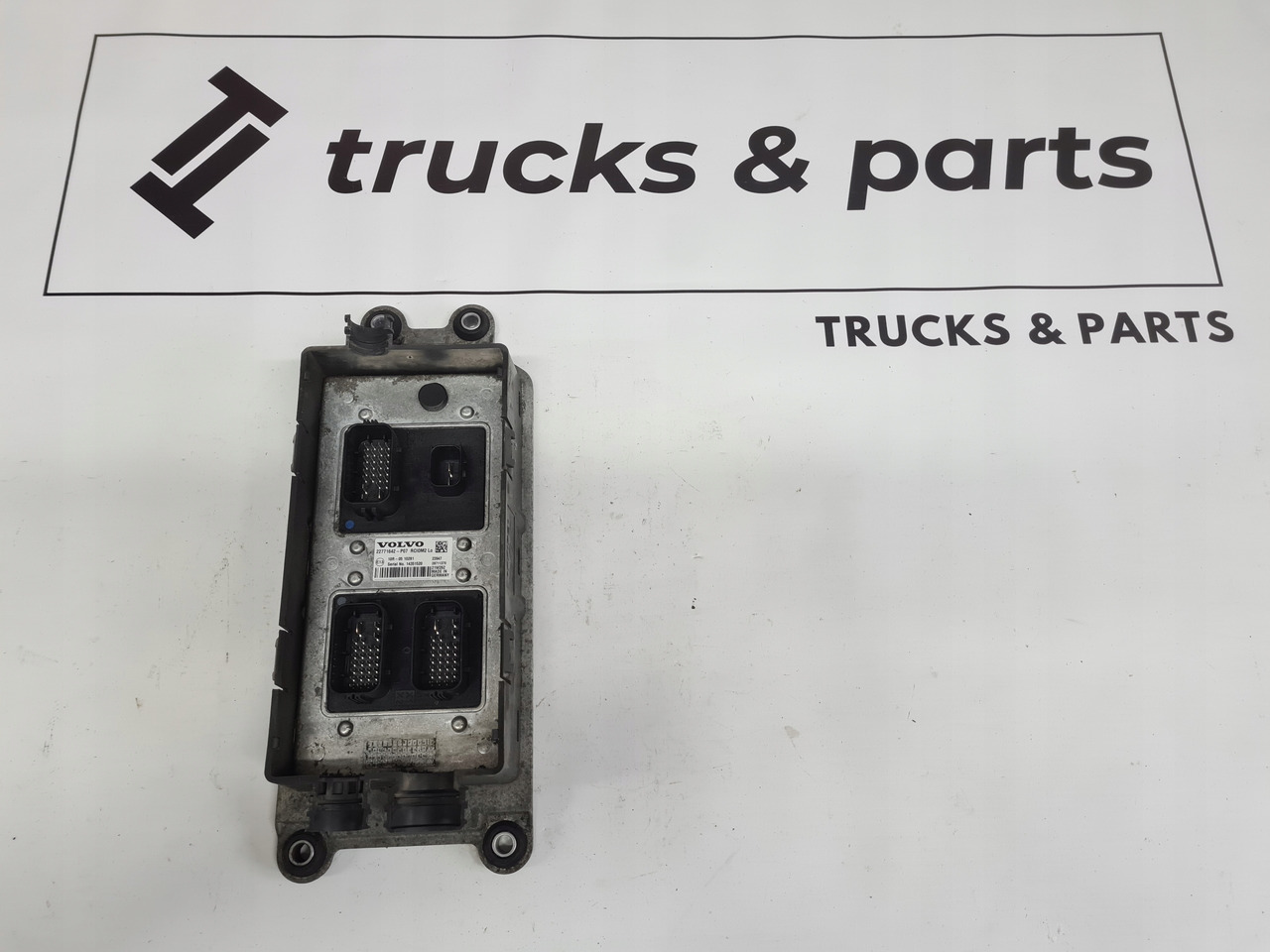 VOLVO STEROWNIK KASETA RCIOM2 VOLVO FH 4 FM 4 FH 5 FM 5 22771642 - Електричен систем за Камион: слика 1 VOLVO STEROWNIK KASETA RCIOM2 VOLVO FH 4 FM 4 FH 5 FM 5 22771642 - Електричен систем за Камион: слика 1