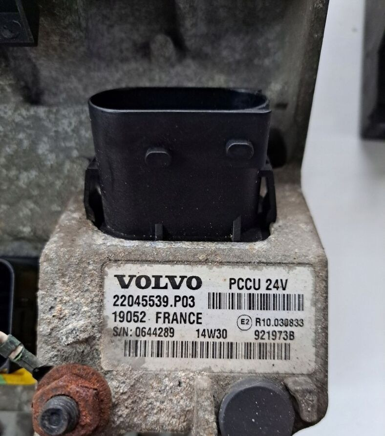 VOLVO STEROWNIK KLIMATYZACJI POSTOJOWEJ VOLVO FH 4 FM 4 22045539.P03 - Греење/ Вентилација за Камион: слика 3 VOLVO STEROWNIK KLIMATYZACJI POSTOJOWEJ VOLVO FH 4 FM 4 22045539.P03 - Греење/ Вентилација за Камион: слика 3