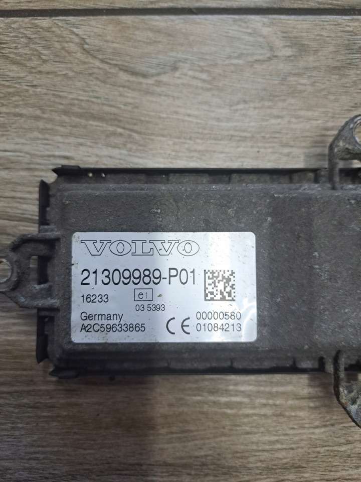 VOLVO STEROWNIK MODUŁ KOMPUTER RADARU VOLVO FH FM 13 - Електричен систем за Камион: слика 4 VOLVO STEROWNIK MODUŁ KOMPUTER RADARU VOLVO FH FM 13 - Електричен систем за Камион: слика 4