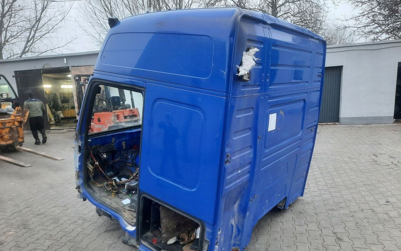 Volvo FH 12 13 - Кабина за Камион: слика 2 Volvo FH 12 13 - Кабина за Камион: слика 2
