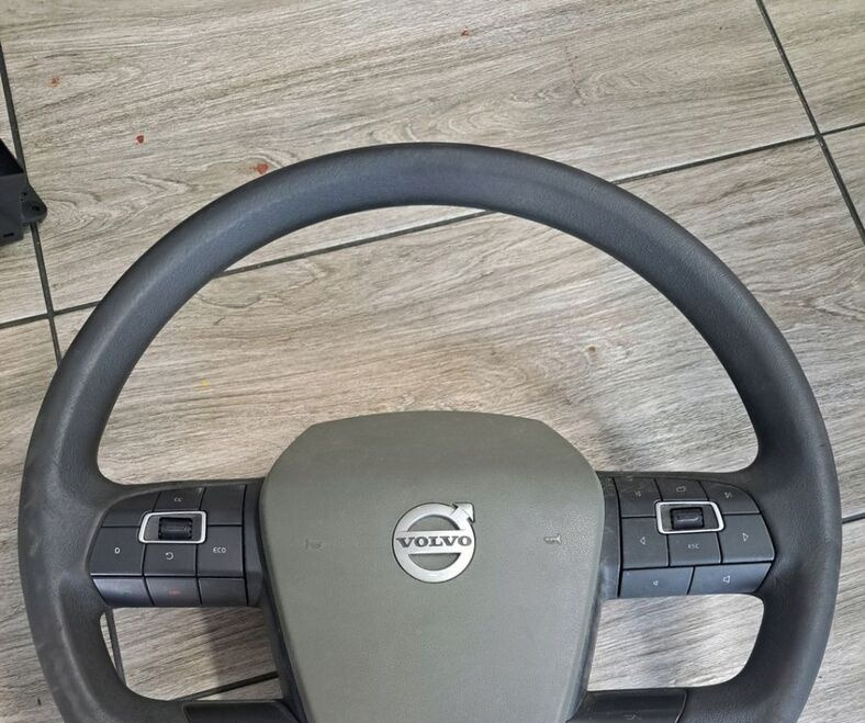 Volvo KIEROWNICA WIELOFUNKCYJNA VOLVO FH 4 FMX - Волан за Камион: слика 3 Volvo KIEROWNICA WIELOFUNKCYJNA VOLVO FH 4 FMX - Волан за Камион: слика 3