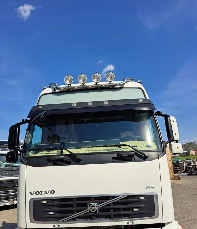Volvo KOMPLETNA FH 12 13 XL WYSOKA AUTOMAT Volvo Wersja Europejska - Кабина за Камион: слика 5 Volvo KOMPLETNA FH 12 13 XL WYSOKA AUTOMAT Volvo Wersja Europejska - Кабина за Камион: слика 5