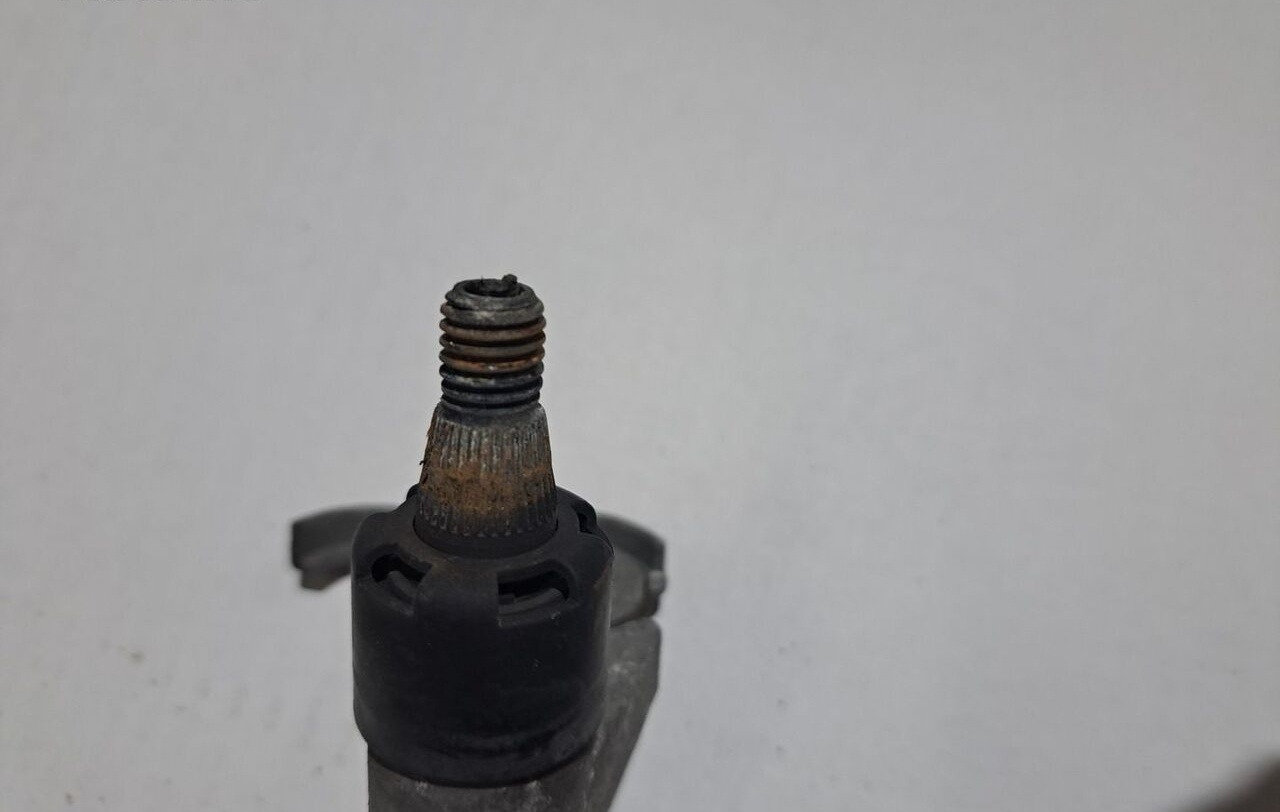 Volvo MECHANIZM WYCIERACZEK KOMPLET VOLVO FH 4 EURO 6 - Бришач за Камион: слика 3 Volvo MECHANIZM WYCIERACZEK KOMPLET VOLVO FH 4 EURO 6 - Бришач за Камион: слика 3