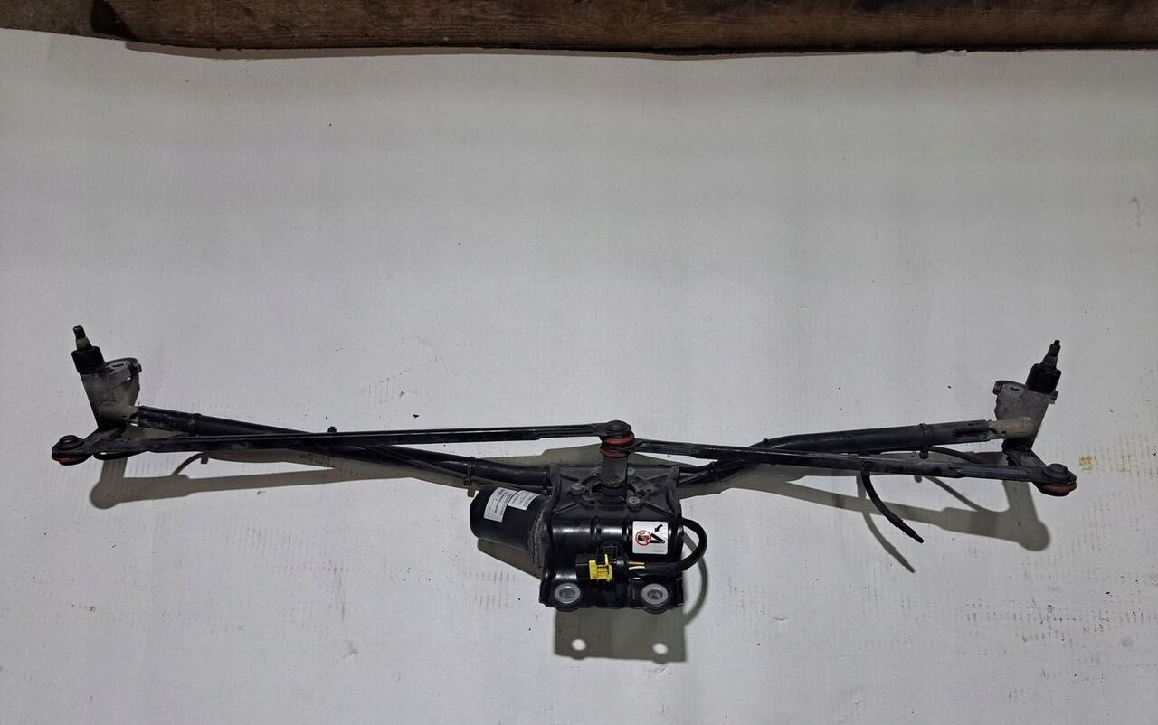 Volvo MECHANIZM WYCIERACZEK KOMPLET VOLVO FH 4 EURO 6 - Бришач за Камион: слика 4 Volvo MECHANIZM WYCIERACZEK KOMPLET VOLVO FH 4 EURO 6 - Бришач за Камион: слика 4