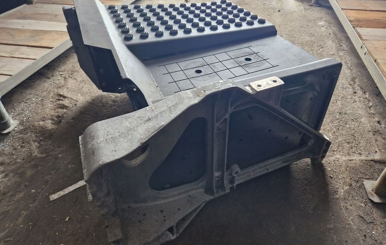 Volvo SKRZYNKA AKUMULATORÓW VOLVO FH4 FM4 FMX4 RENAULT GAMA RANGE T - Батерија за Камион: слика 3 Volvo SKRZYNKA AKUMULATORÓW VOLVO FH4 FM4 FMX4 RENAULT GAMA RANGE T - Батерија за Камион: слика 3