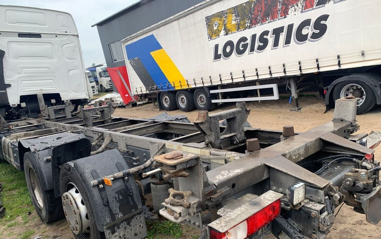ZABUDOWA PODRAMÓWKA BDF RENAULT DXI VOLVO FH FM - Рамка/ Шасија за Камион: слика 1 ZABUDOWA PODRAMÓWKA BDF RENAULT DXI VOLVO FH FM - Рамка/ Шасија за Камион: слика 1