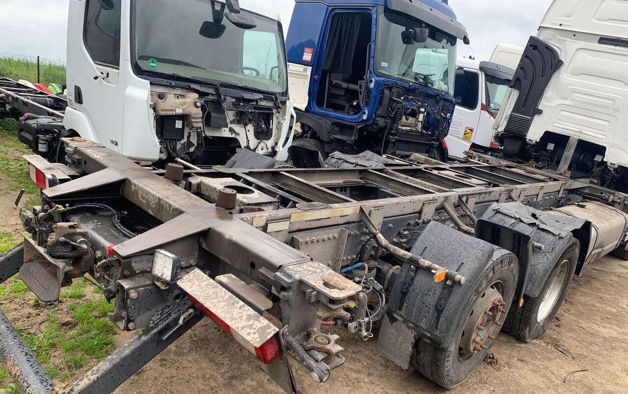 ZABUDOWA PODRAMÓWKA BDF RENAULT DXI VOLVO FH FM - Рамка/ Шасија за Камион: слика 2 ZABUDOWA PODRAMÓWKA BDF RENAULT DXI VOLVO FH FM - Рамка/ Шасија за Камион: слика 2