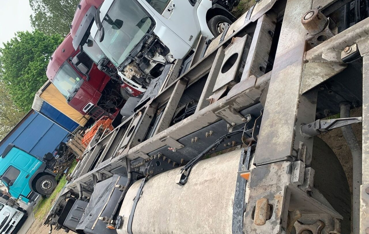 ZABUDOWA PODRAMÓWKA BDF RENAULT DXI VOLVO FH FM - Рамка/ Шасија за Камион: слика 5 ZABUDOWA PODRAMÓWKA BDF RENAULT DXI VOLVO FH FM - Рамка/ Шасија за Камион: слика 5