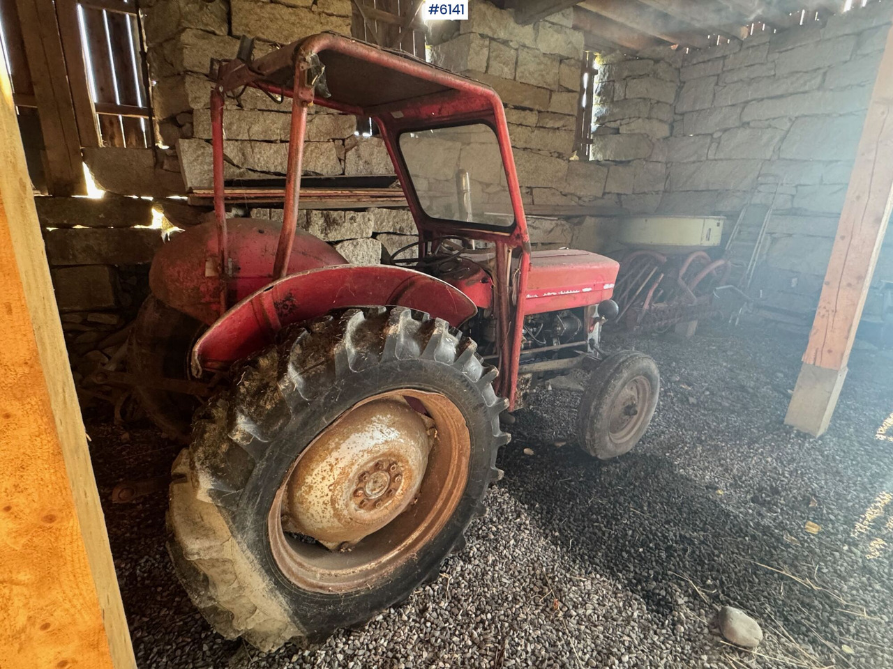 1967 Massey Ferguson 135. WATCH VIDEO! - Трактор: слика 4 1967 Massey Ferguson 135. WATCH VIDEO! - Трактор: слика 4
