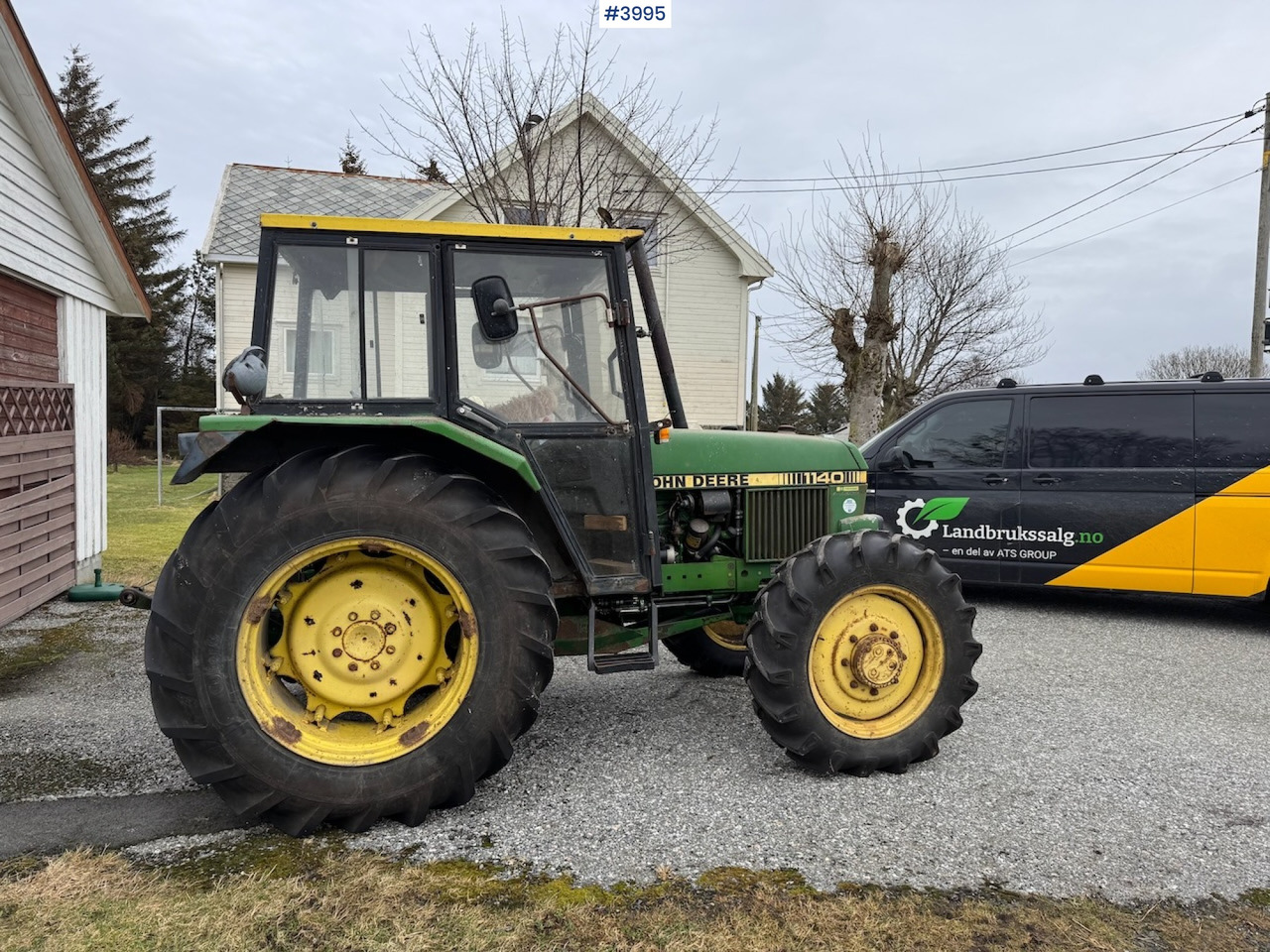 1981 John Deere 1140 - Трактор: слика 1 1981 John Deere 1140 - Трактор: слика 1