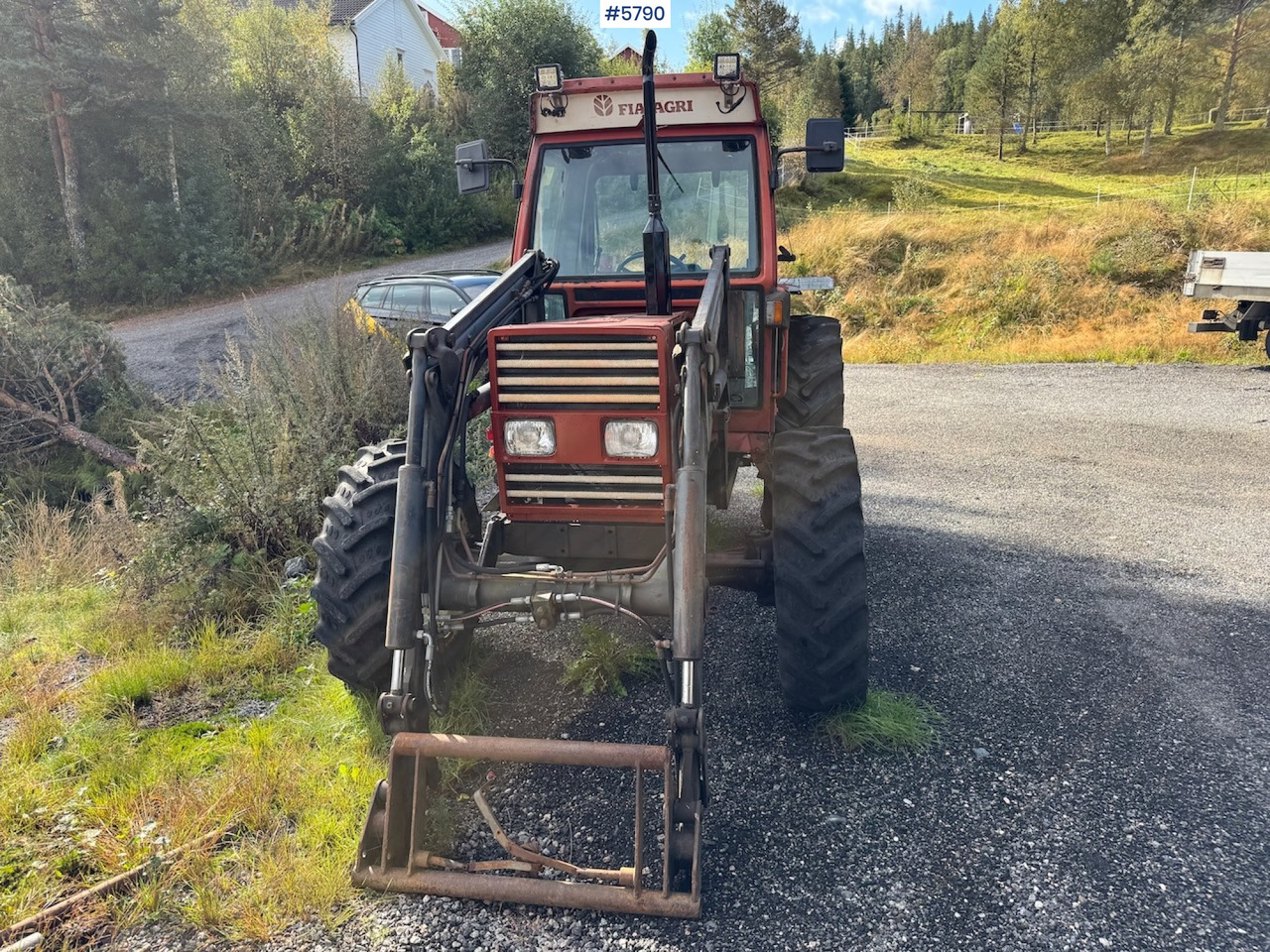 1986 Fiat 70-90 DT w/ front loader. - Трактор: слика 3 1986 Fiat 70-90 DT w/ front loader. - Трактор: слика 3