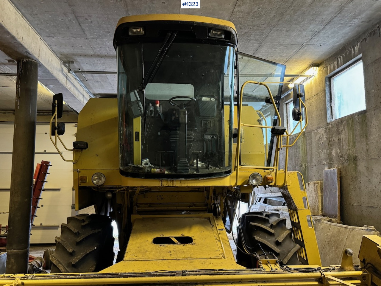 1992 New Holland TC52 Combine - Комбајн: слика 4 1992 New Holland TC52 Combine - Комбајн: слика 4