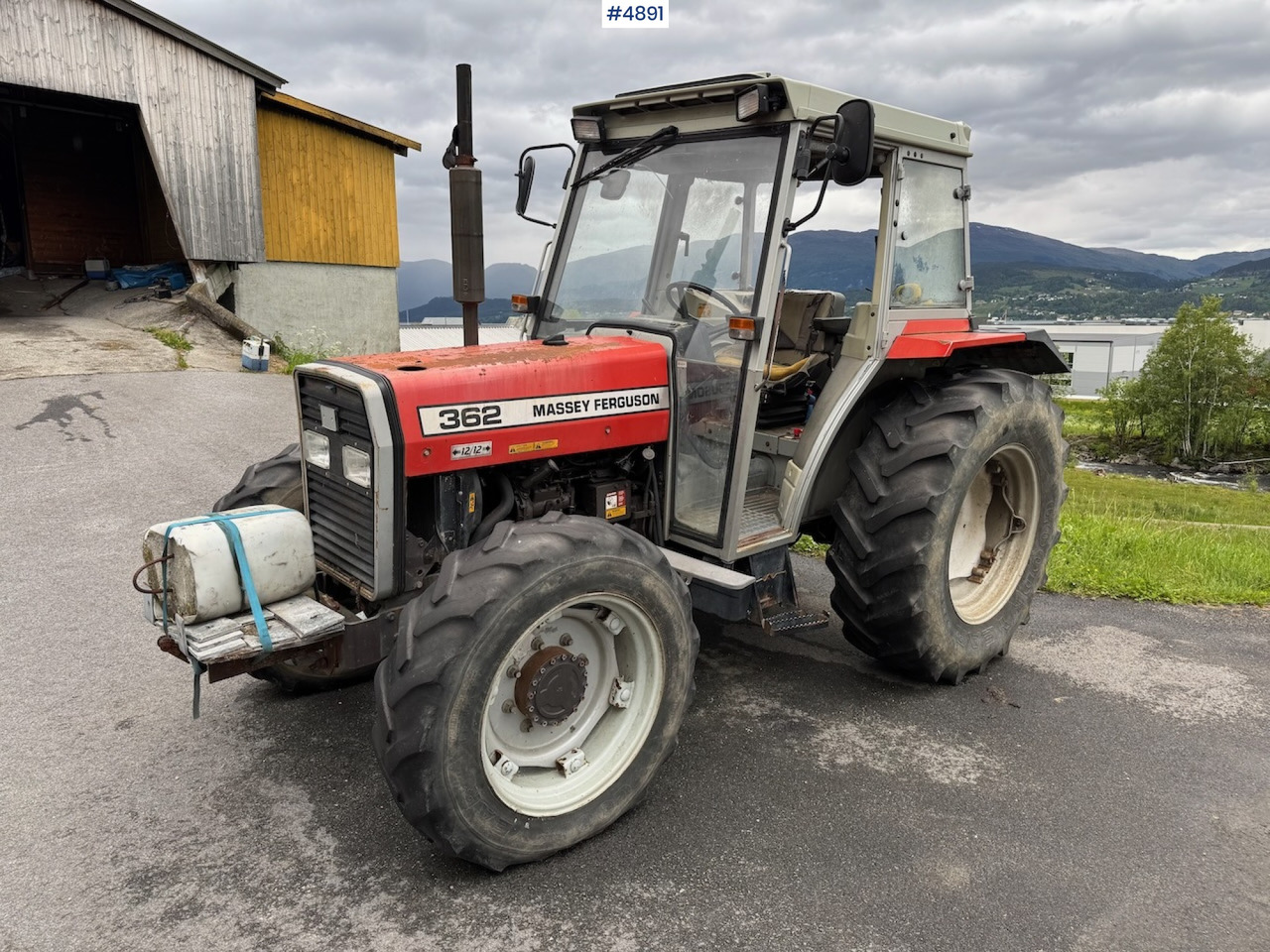1993 Massey Ferguson 362 - Трактор: слика 1 1993 Massey Ferguson 362 - Трактор: слика 1