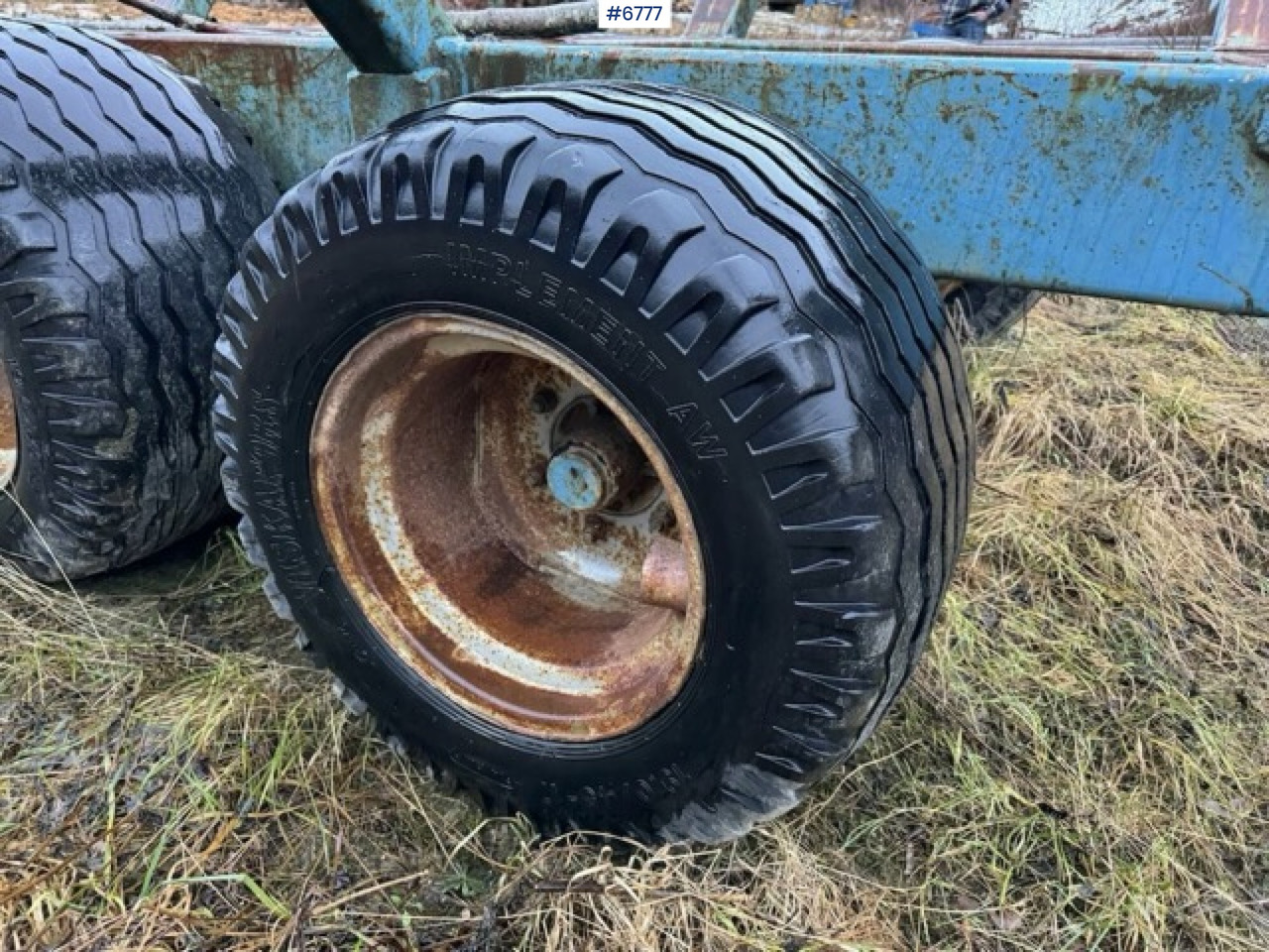 Трактор 1993 Valmet 8100 with Hiab FMV crane and log trailer: слика 24 Трактор 1993 Valmet 8100 with Hiab FMV crane and log trailer: слика 24