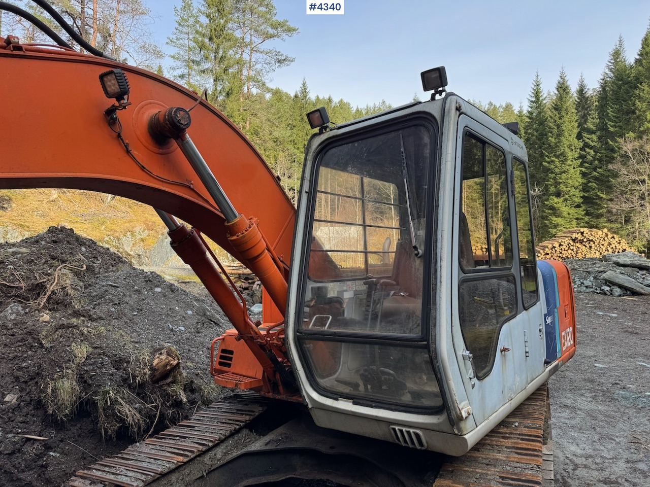 1994 Hitachi EX120-2 - Багер: слика 5 1994 Hitachi EX120-2 - Багер: слика 5