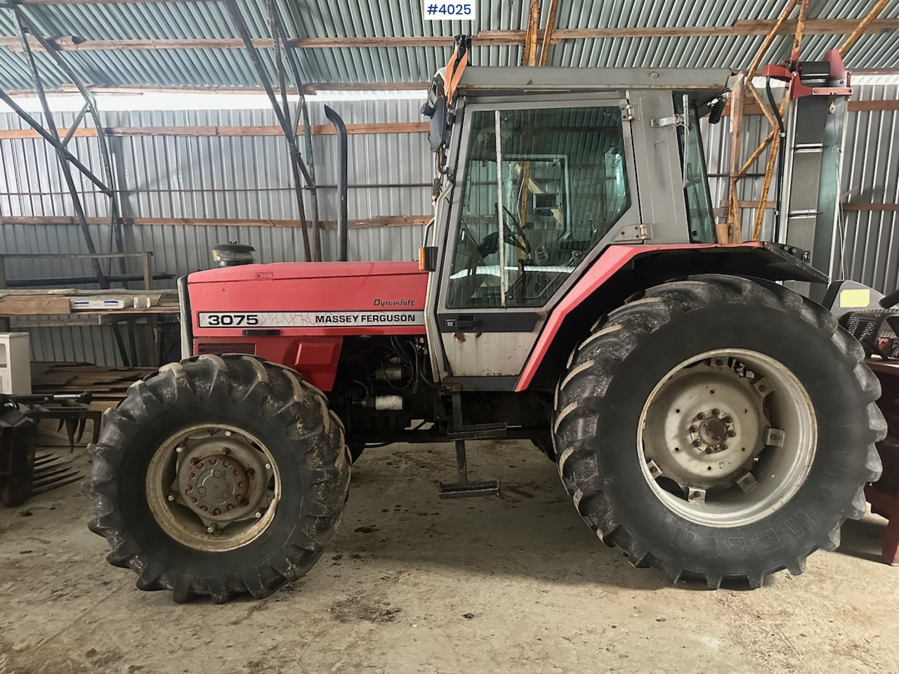 1994 Massey Ferguson 3075 4x4 tractor. WATCH VIDEO. - Трактор: слика 3 1994 Massey Ferguson 3075 4x4 tractor. WATCH VIDEO. - Трактор: слика 3