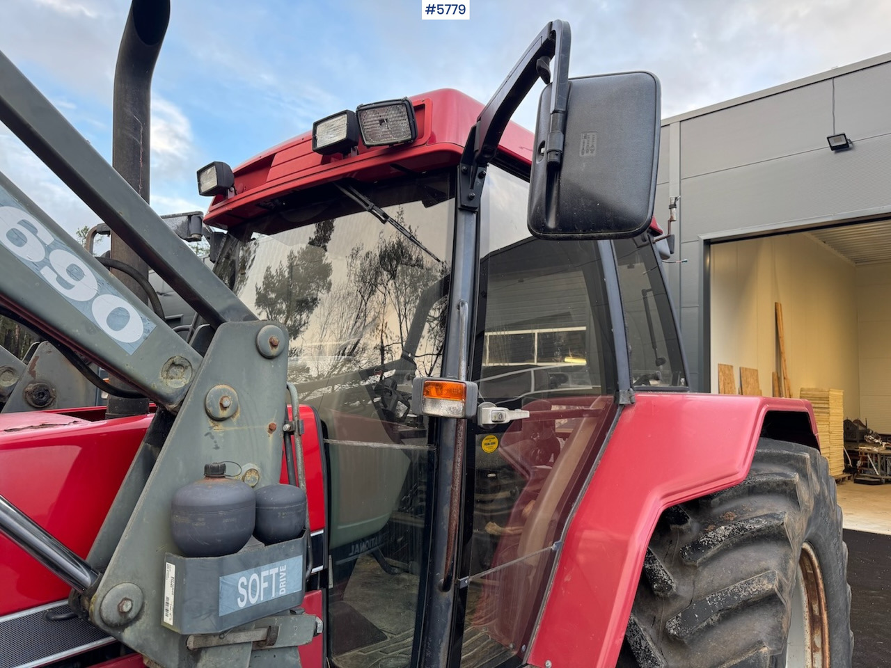 1995 Case IH 5150 Maxxum w/ front loader. - Трактор: слика 3 1995 Case IH 5150 Maxxum w/ front loader. - Трактор: слика 3