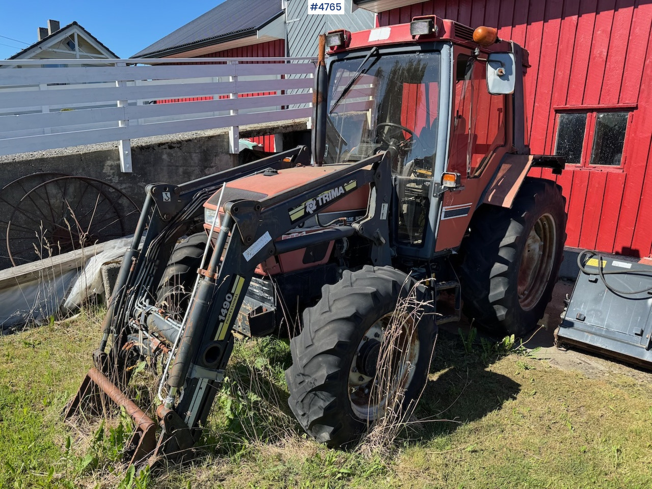 1995 Case International 4230 w/front loader. - Трактор: слика 2 1995 Case International 4230 w/front loader. - Трактор: слика 2