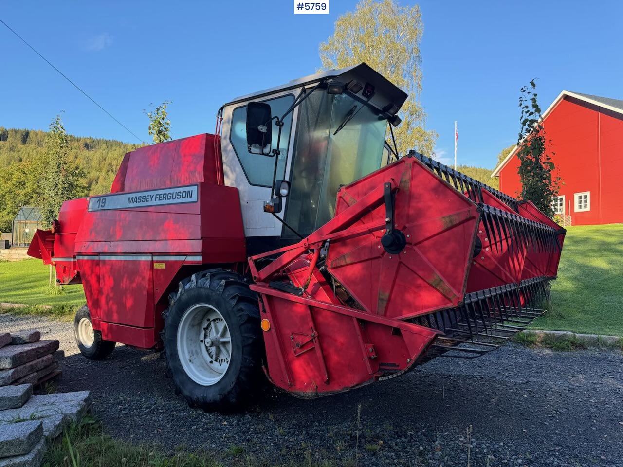 1995 Massey ferguson 19 - Комбајн: слика 1 1995 Massey ferguson 19 - Комбајн: слика 1