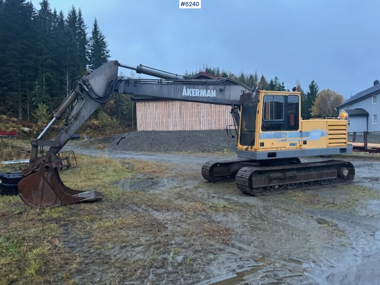 1996 Åkerman volvo EC200 w/ digging bucket and cleaning bucket! - Багер: слика 2 1996 Åkerman volvo EC200 w/ digging bucket and cleaning bucket! - Багер: слика 2