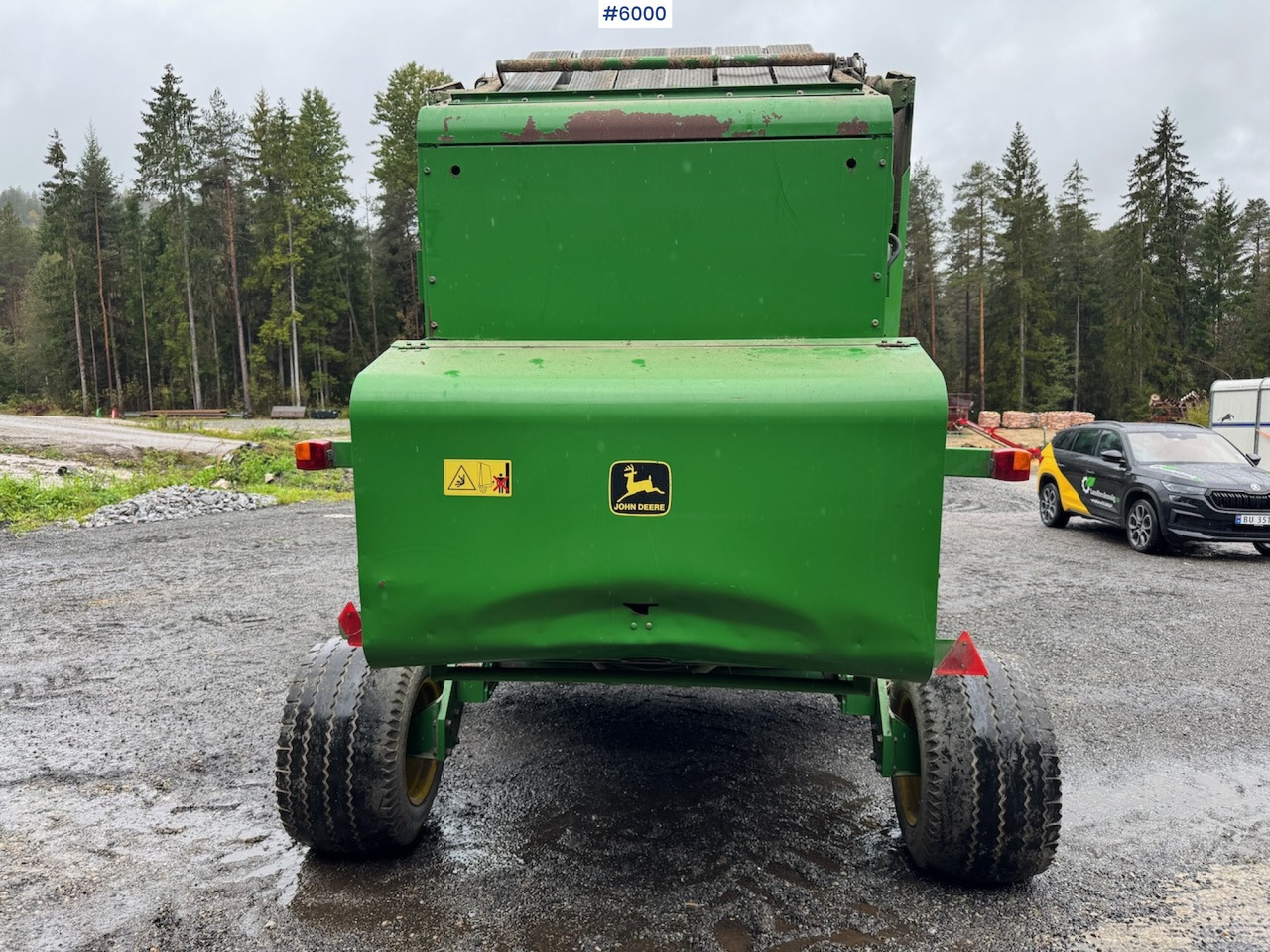 2000 John Deere 590 Round Baler. - Превртувачка опрема: слика 4 2000 John Deere 590 Round Baler. - Превртувачка опрема: слика 4