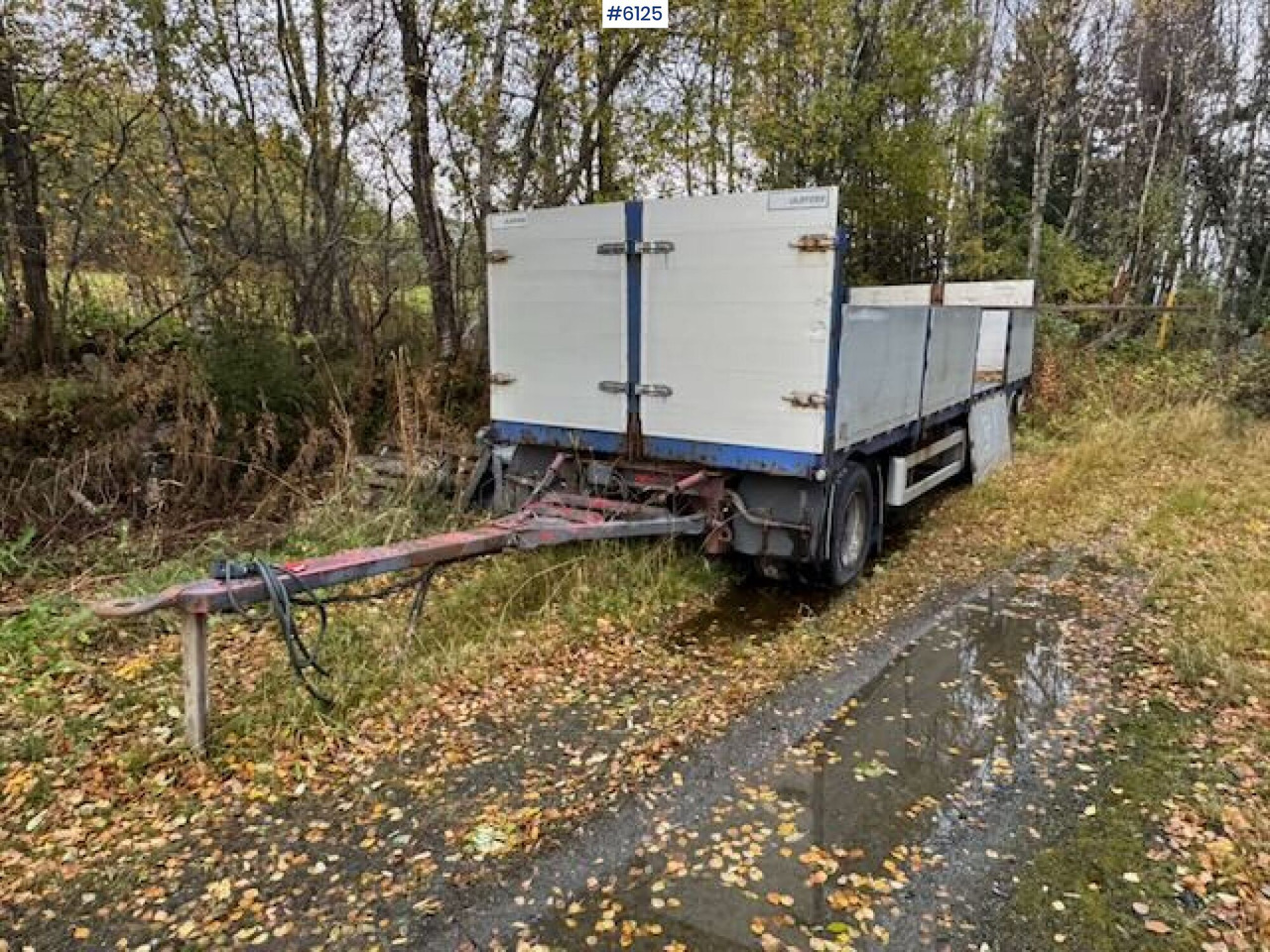 2001 Istrail 3 axle flatbed trailer - Приколка за низок утовар: слика 2 2001 Istrail 3 axle flatbed trailer - Приколка за низок утовар: слика 2