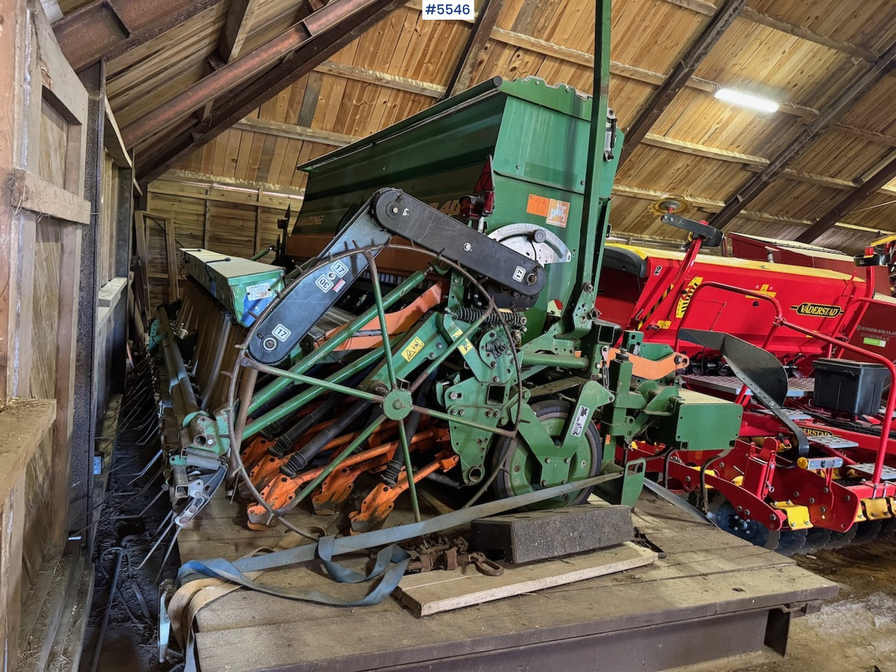 2002 Amazone VE 401 seed drill. - Семенска дупчалка: слика 3 2002 Amazone VE 401 seed drill. - Семенска дупчалка: слика 3