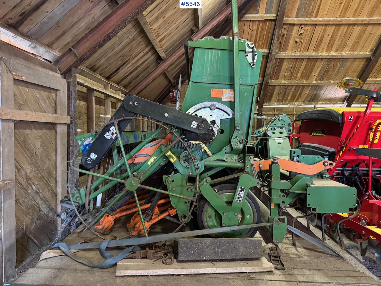 2002 Amazone VE 401 seed drill. - Семенска дупчалка: слика 2 2002 Amazone VE 401 seed drill. - Семенска дупчалка: слика 2