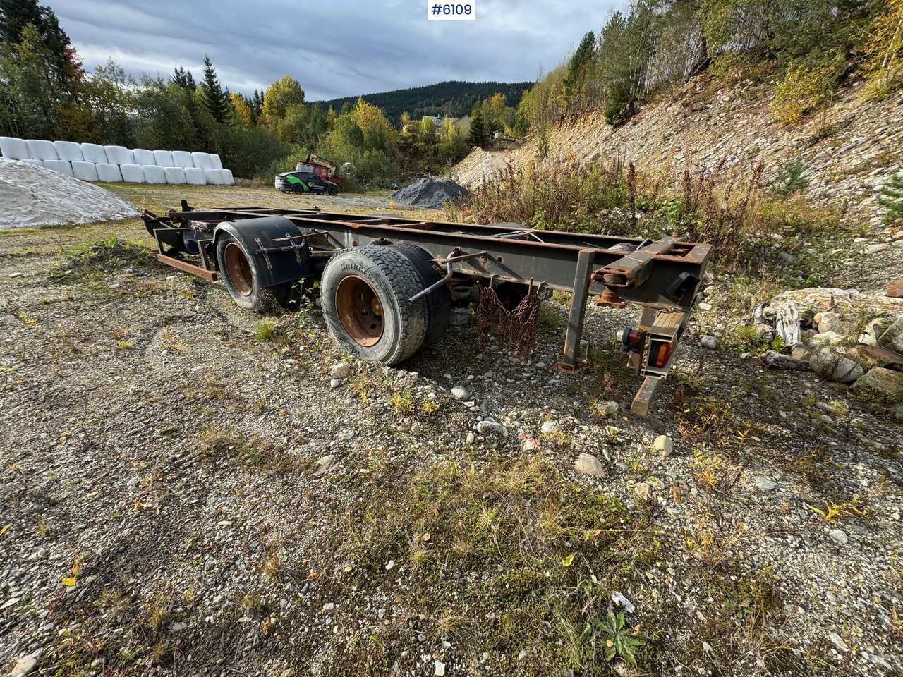 2002 Istrail container trailer. Repair object. - Приколка за низок утовар: слика 4 2002 Istrail container trailer. Repair object. - Приколка за низок утовар: слика 4