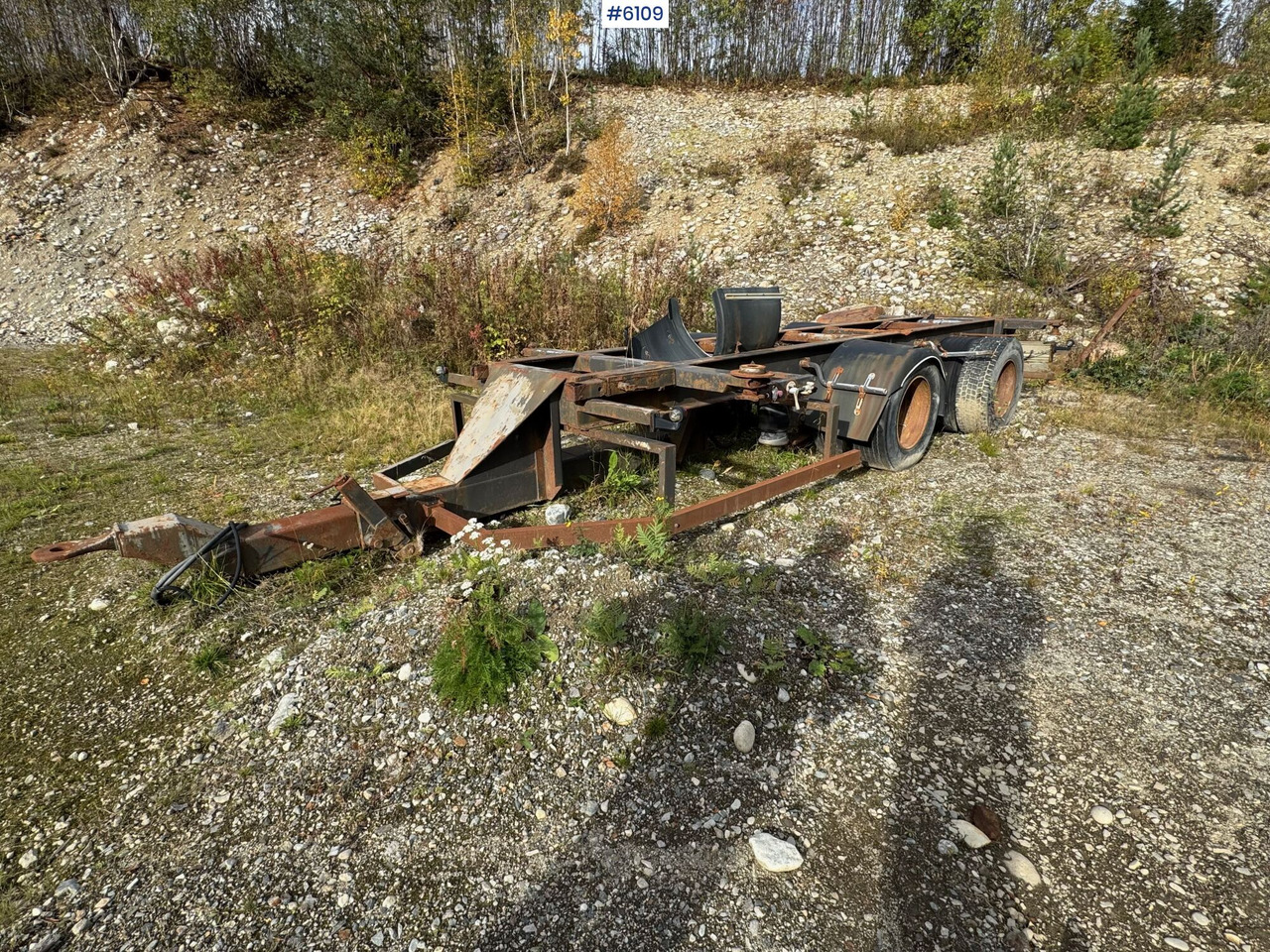 2002 Istrail container trailer. Repair object. - Приколка за низок утовар: слика 2 2002 Istrail container trailer. Repair object. - Приколка за низок утовар: слика 2