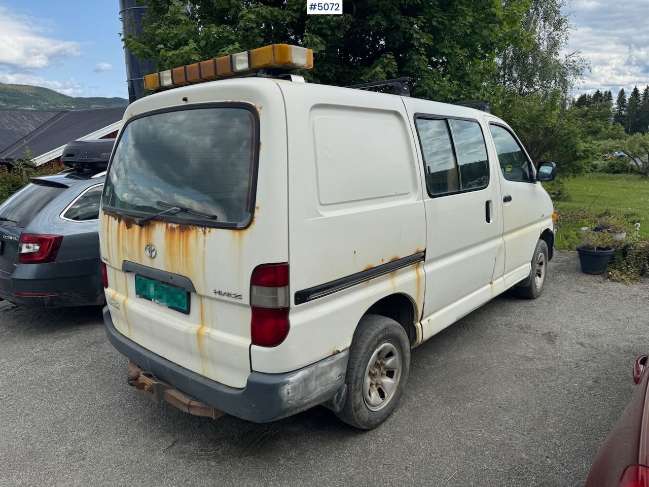 2003 Toyota Hiace 4wd - Товарно комбе: слика 4 2003 Toyota Hiace 4wd - Товарно комбе: слика 4