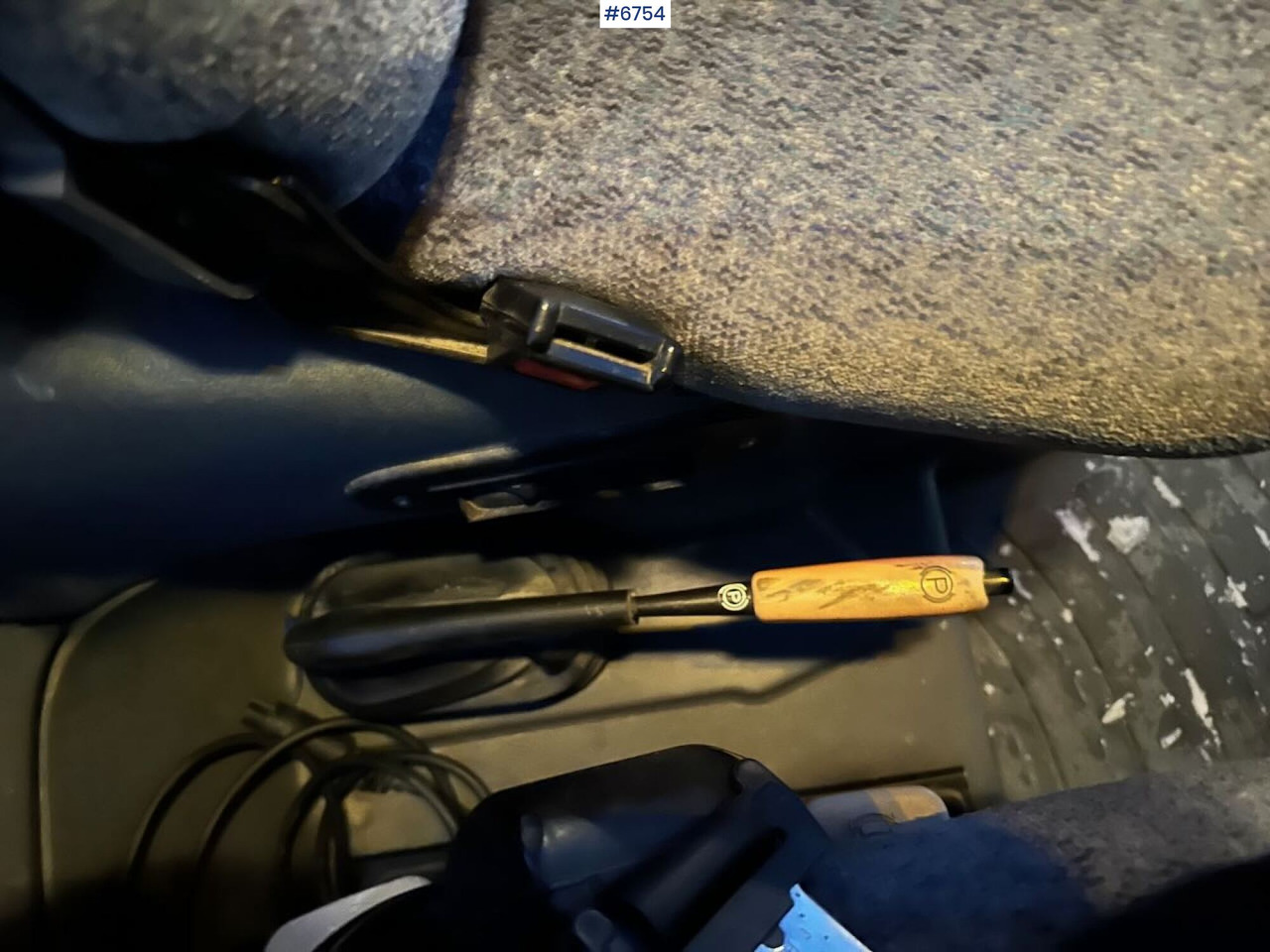 Трактор 2004 New Holland TS115A 4x4 w/ Front loader, bucket, grading bucket and snow blower.: слика 20