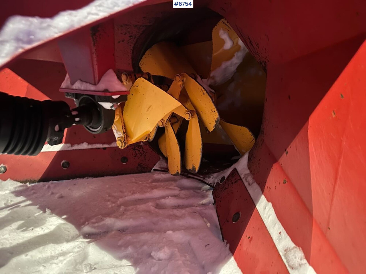 Трактор 2004 New Holland TS115A 4x4 w/ Front loader, bucket, grading bucket and snow blower.: слика 31