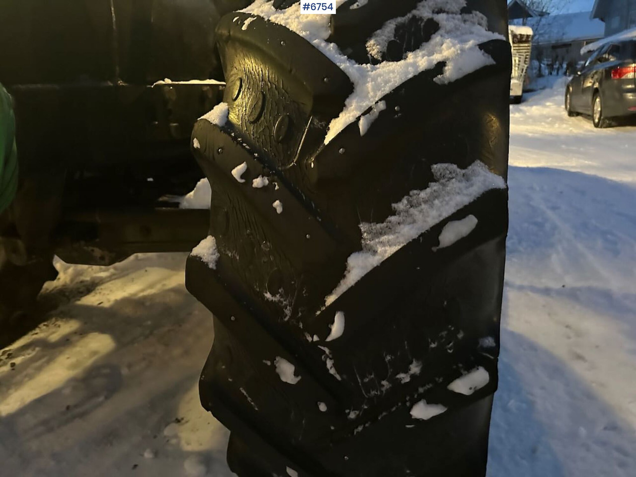 Трактор 2004 New Holland TS115A 4x4 w/ Front loader, bucket, grading bucket and snow blower.: слика 40