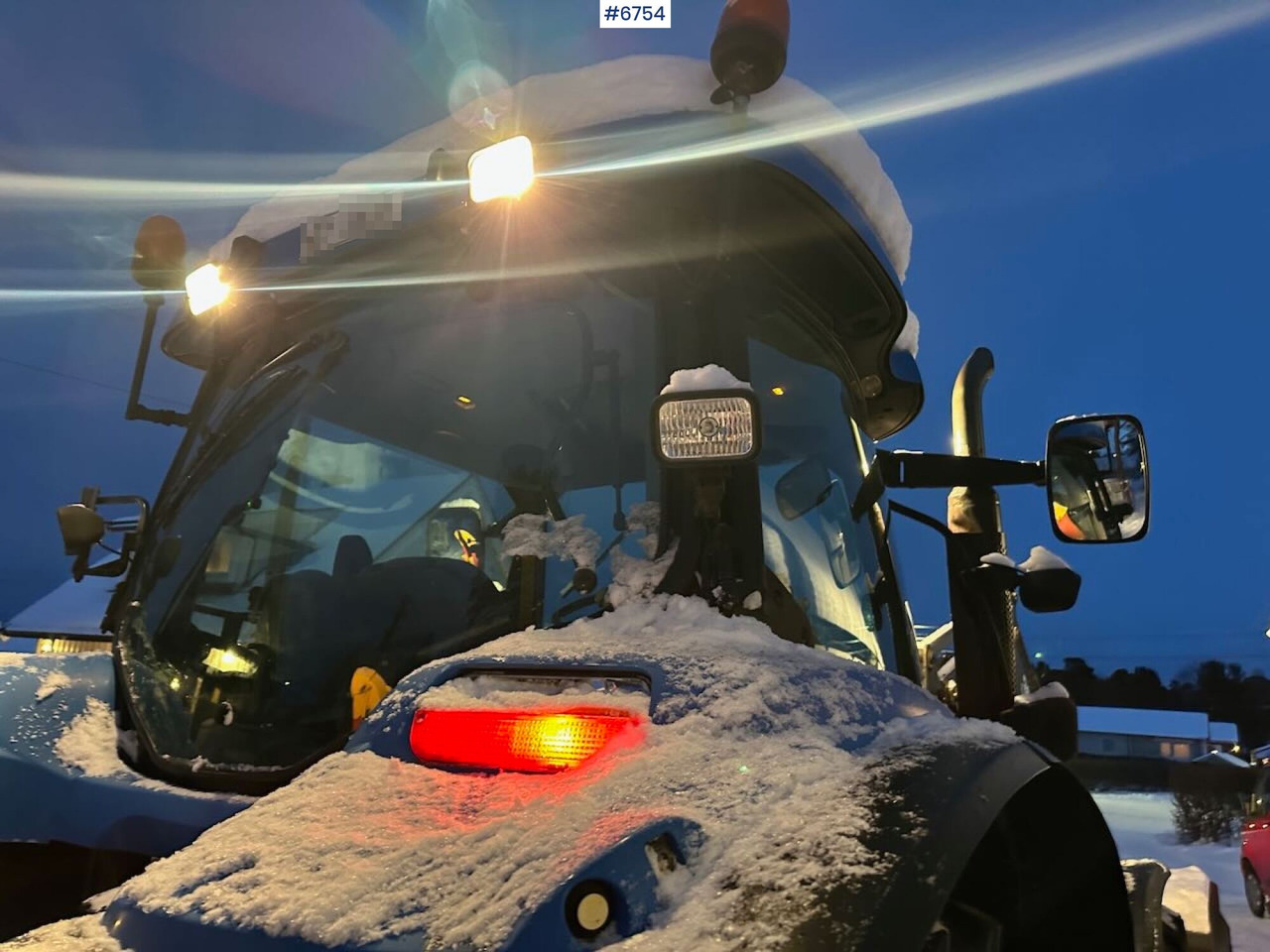 Трактор 2004 New Holland TS115A 4x4 w/ Front loader, bucket, grading bucket and snow blower.: слика 10