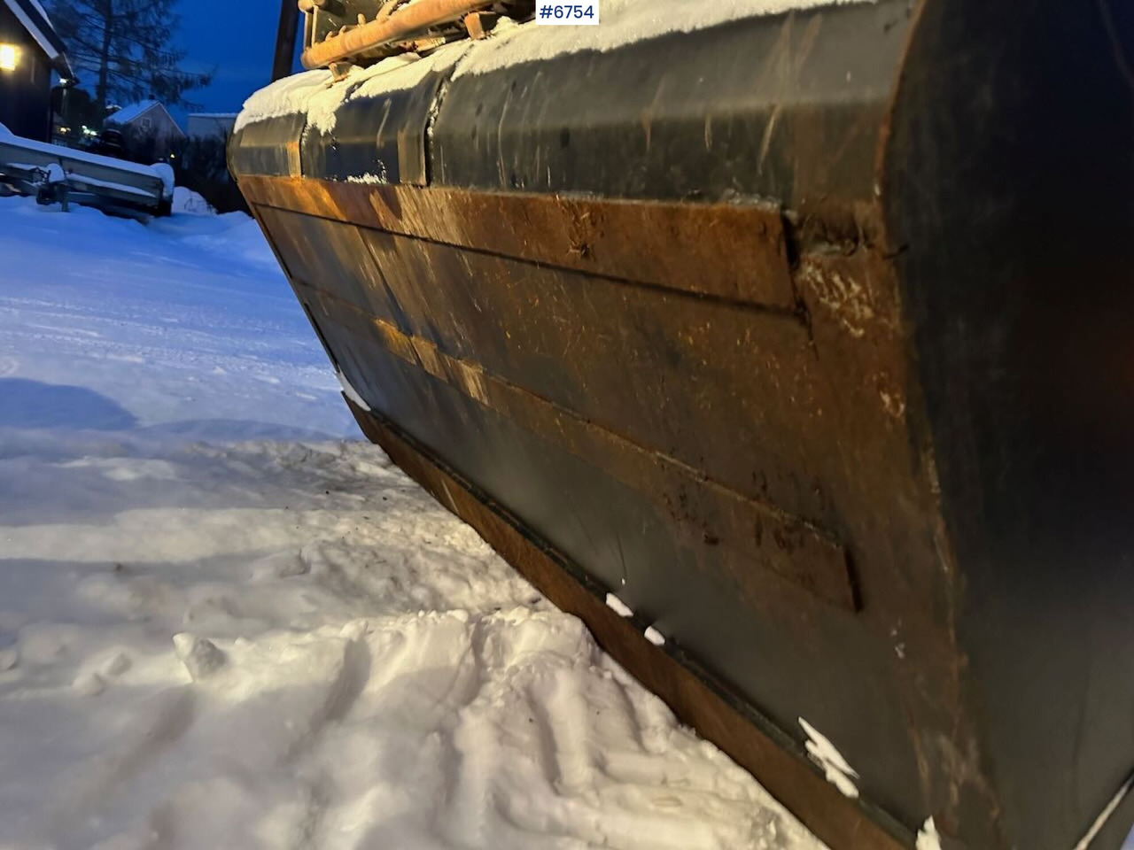 Трактор 2004 New Holland TS115A 4x4 w/ Front loader, bucket, grading bucket and snow blower.: слика 28