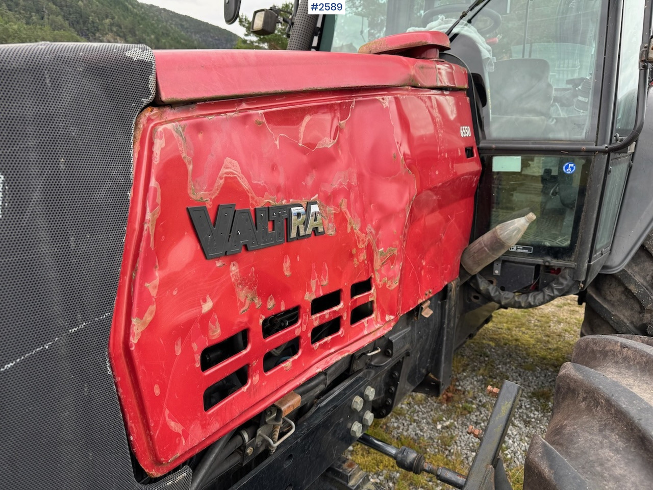 2005 Valtra 6550 Turbo with Kronos 120H 4WD B - Трактор: слика 2 2005 Valtra 6550 Turbo with Kronos 120H 4WD B - Трактор: слика 2